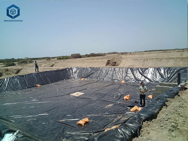60 mil HDPE Liner for Fish Pond Project in Colombia