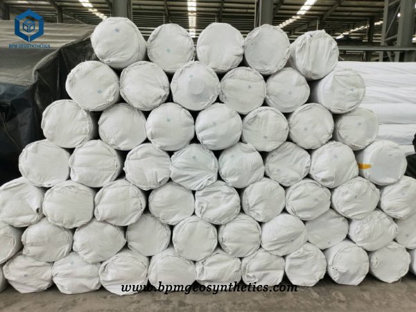 Geomembrana HDPE 2 mm for Canal Lining project in Vietnam