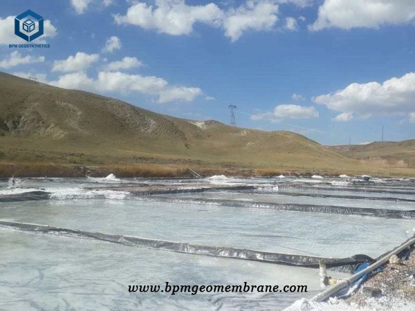 40 mil HDPE Liner for Salt Evaporation Ponds in Turkey