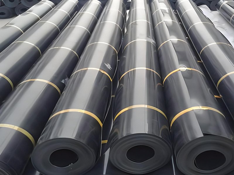 geomembran 300 micronand Its Applications