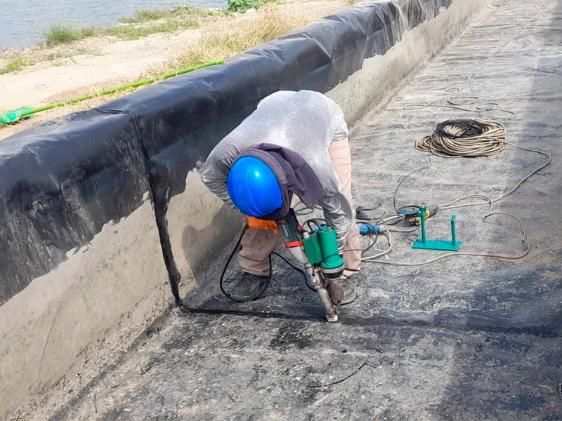 Ultimate Guide To Underwater Pond Liner Damage Repair